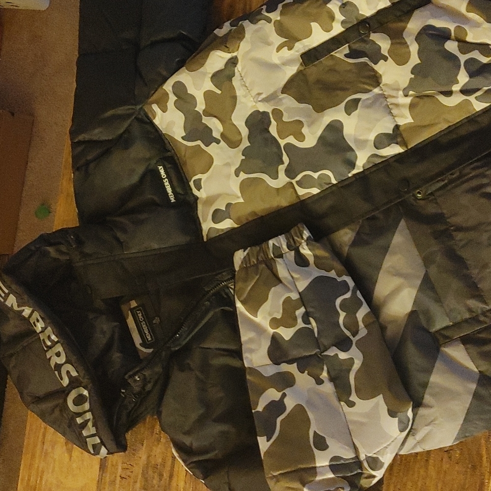Members Only Multicolored Camo Puffer Jacket